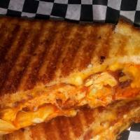 716 Melt · House made crispy or grilled chicken, lettuce, tomato, cheddar Jack cheese, Buffalo sauce, g...