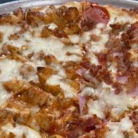 Cajun Chicken Pizza · 