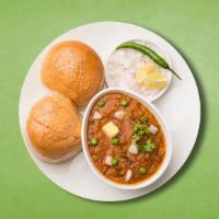 King Slider Curry · Spicy curry of mixed vegetables cooked in special blend of spices and served with soft butte...