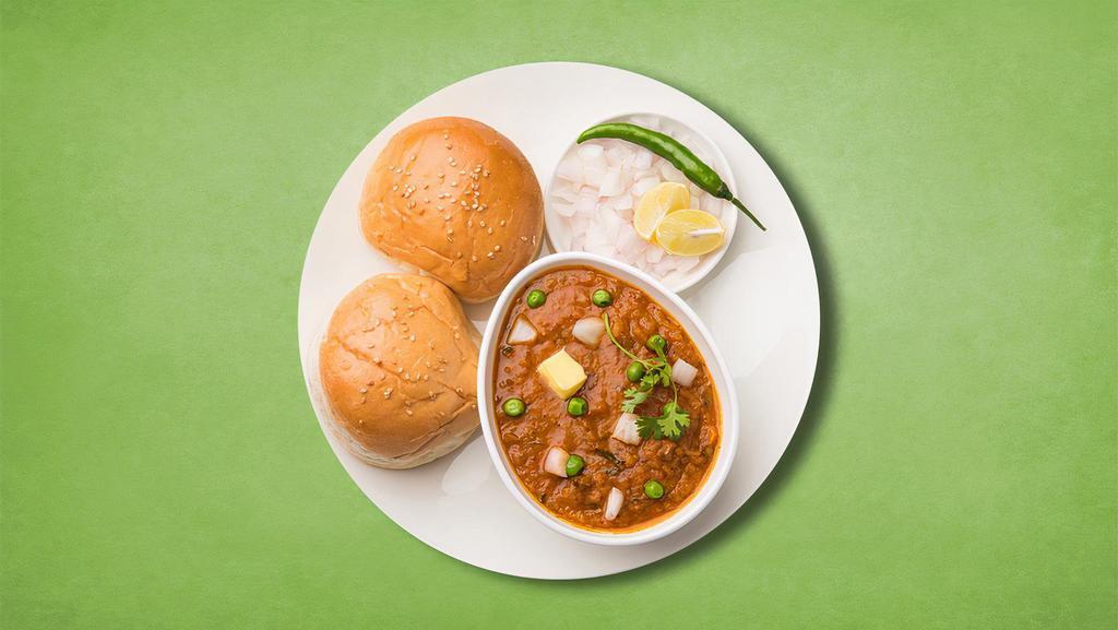 King Slider Curry · Spicy curry of mixed vegetables cooked in special blend of spices and served with soft buttered slider with onion salad.