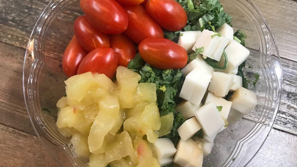 Harvest · Grains (farro, quinoa), shredded kale, glazed apples, tomatoes smokin' goat cheese, balsamic vinaigrette