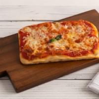 Plain · focaccia dough with tomatoes  sauce and mozzarella