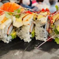 Master Chef Roll (8) · Eel,Crabmeat,Avocado and Cucumber inside,Topped w. Steamed Whole Live Lobster Tail and Eel S...