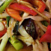 Pad Ginger · Bell pepper, salted soybeans, white onion, scallion, fresh ginger and shiitake mushrooms in ...