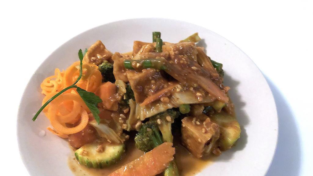 Rama · Mixed vegetables, tofu, crushed peanut in peanut sauce.