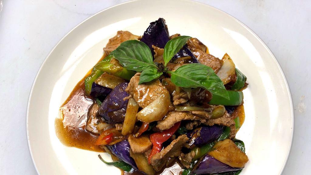 Spicy Eggplant · Sautéed eggplant, tofu, onion, bell pepper, basil in spicy basil sauce.