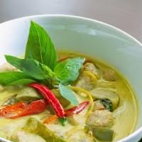 Tom Juad Vegetable Soup · Vegetable soup with tofu & ramen noodles.