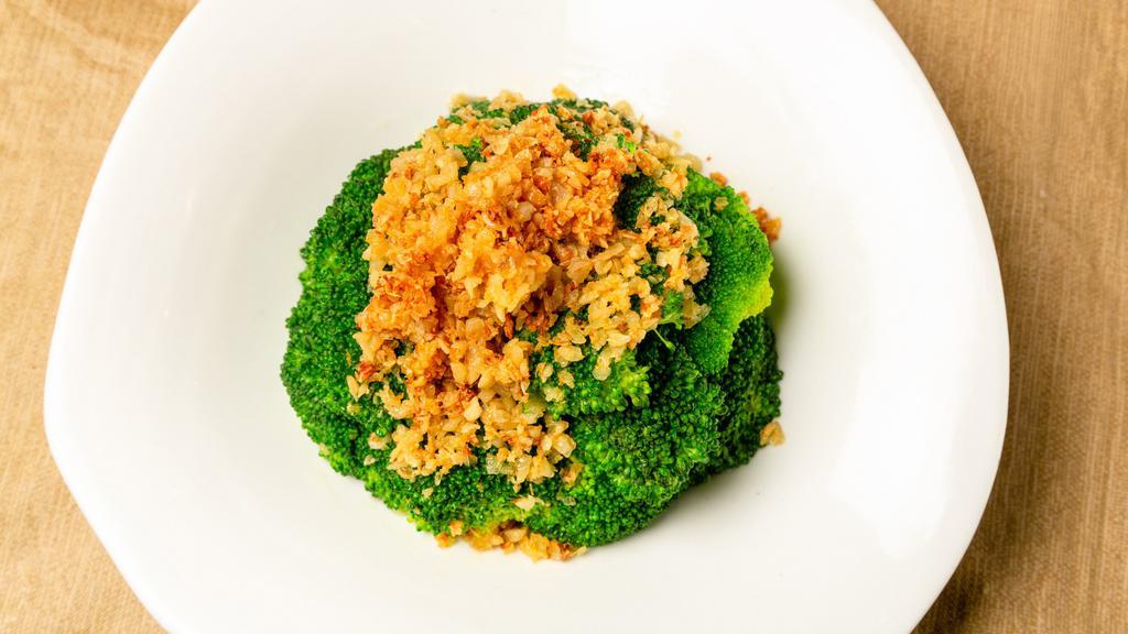 Garlic Broccoli · Hot and spicy. Steamed cover in roasted garlic sauce.