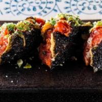 Crunchy Crunchy Crunchy (4Pcs) · Spicy tuna layered with crispy wasabi seaweed crakers with eel sauce & wasabi mayo