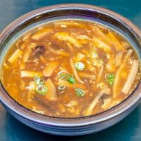 酸辣汤 Hot & Sour Soup · Mild. Tofu, mushroom, vegetable, spicy vinaigrette.