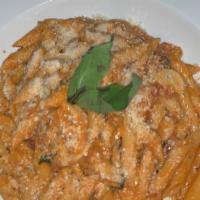 Penne Con Camarones / Penne With Shrimp · 