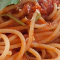 Spaghetti Pomodoro · Classic tomato sauce, fresh basil.