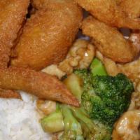 2 Chicken Wings  6 Baby Shrimp With Chicken Broccoli · served with white rice