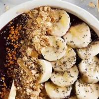 Cocoa Pb Power · Base: Blended with cocoa powder, peanut butter, banana, almond milk. Topped with granola, ba...