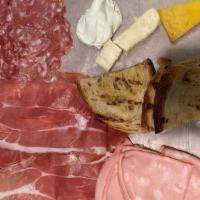 Grande Piatto · Chef selection of cured meats and cheeses