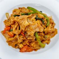 Drunken Noodle · Mild spicy. Spicy stir fried board rice noodle with basil, onion, and bell pepper.