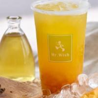 Mango Tea With Fresh Pulp · A mix of Fresh Mango Puree and high quality green tea with no artificial ingredient.