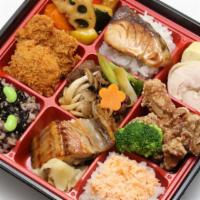 Ootoya Gozen Bento · Clockwise from the top left: 1. Fried vegetables served with a sweet and sour vinegar sauce,...