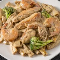 Chicken & Shrimp Alfredo · Entree comes alone.
Any sides are an additional cost.