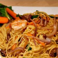 Stir-Fried Seafood Noodle With Xo Sauce Xo醬海鮮炒麵 · 