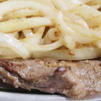 Steak & Onions / Bistec Encebollado · 