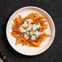 It'S The Vodka Talking Pasta (Penne) · Creamy tomato and white sauce blend cooked with penne. Served with bread.