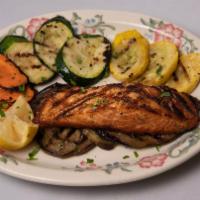 Salmone Grigliato · Grilled Salmon with Grilled Veggie Mix.