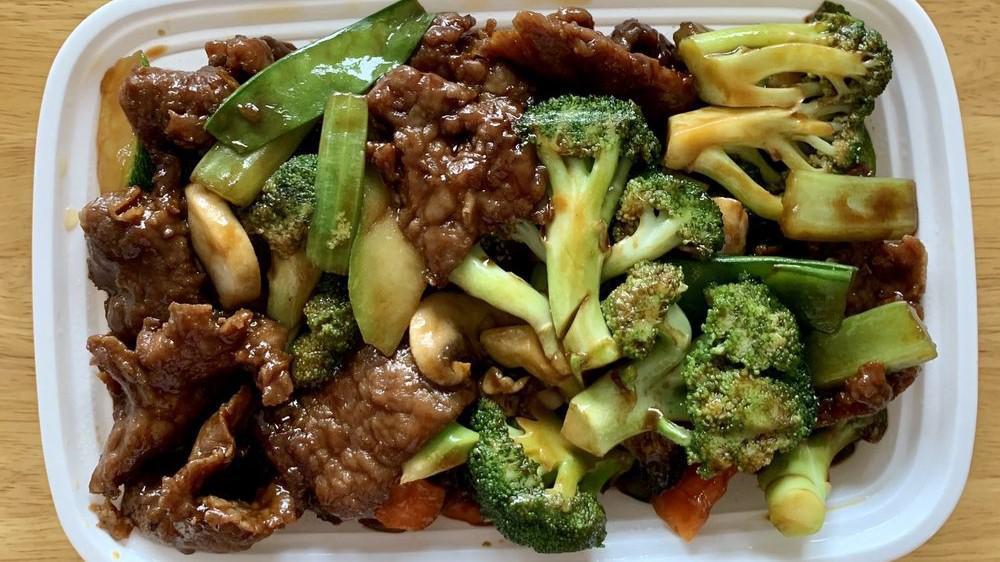 Beef · With mixed vegetables.