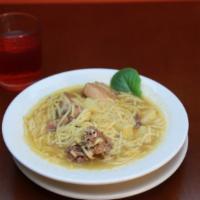 Sopa De Pollo · Chicken soup