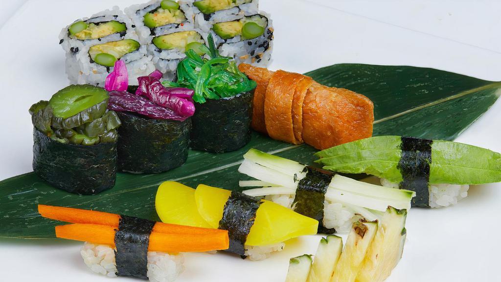 Vegetable Sushi Combo · 8 pieces assorted vegetables with garden vegetable roll.