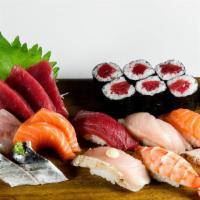 Sushi Sashimi Combination
 · Six  pieces sushi, nine pieces sashimi, and one roll.