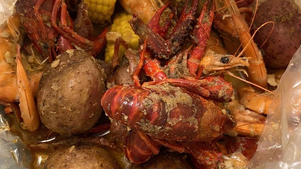 Shrimp And Crawfish Combo · Served with shrimp (1 lb.) and crawfish (1/2 lb). All combos are served with potato, corn and sausage.