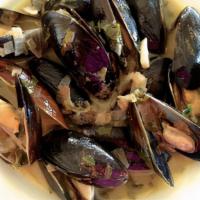 Steamed Mussels In White Wine · White wine, fresh garlic.