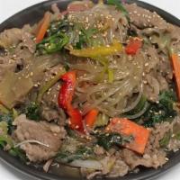 불고기 / Bulgogi · Pan fried beef and vegetables with noodles.