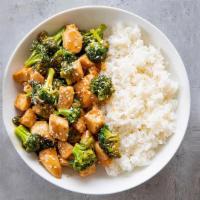 Chicken And Broccoli With White/Fried Rice · 