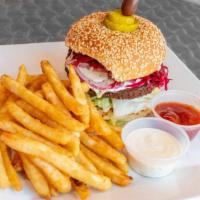 Kings Veggie Burger · Served with mixed veggie patty, tomatoes, onion , lettuce and signature white sauce.