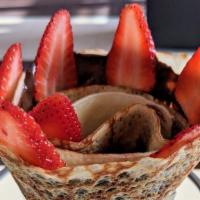 Strawberry Chocolate Nutella · Strawberries, Nutella, chocolate chips, rainbow sprinkles