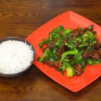 Kana Moo Tod · Chinese broccoli stir fried with crispy fried pork