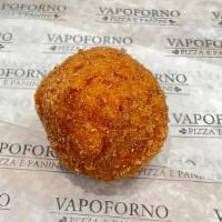 Arancino Rosso · 1 Rice ball wi filled with tomato sauce and mozzarella.