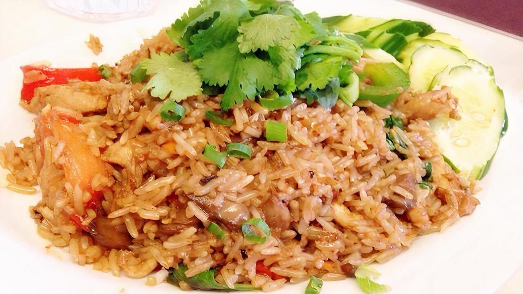 Cpt Fried Rice · Fried Rice with Eggs, Onions & Tomatoes