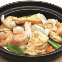 Seafood And Bean Curd 海皇豆腐煲 · 