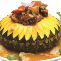 Curry Ox Tail In Pumpkin Bowl 咖喱牛尾南瓜盅 · 