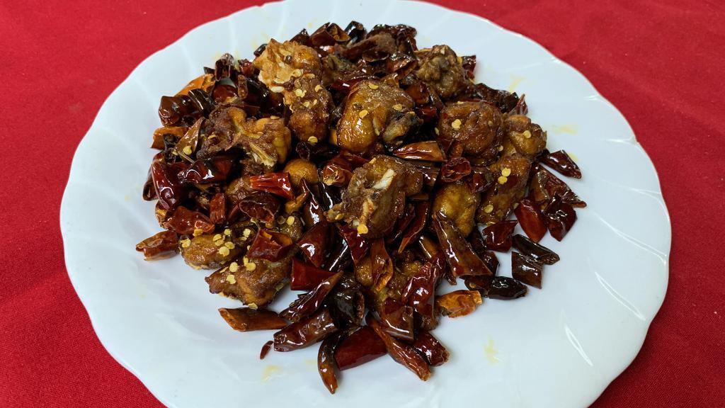 Sauteed Diced Chicken With Hot Peppers (Boneless) 辣子雞丁 (無骨) · Spicy 🌶.