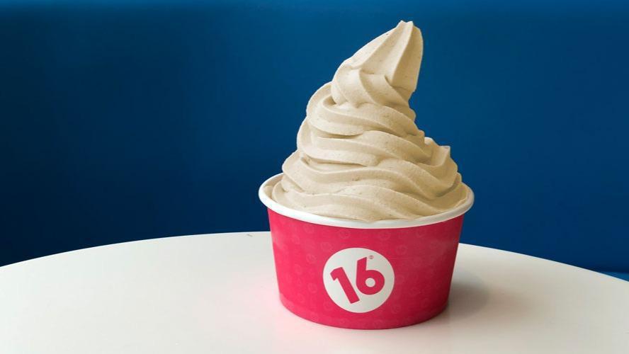 Cheesecake Ice Cream  · 16 Handles X Junior's 
Artisan, Gluten Free, Ice Cream
Contains: Milk