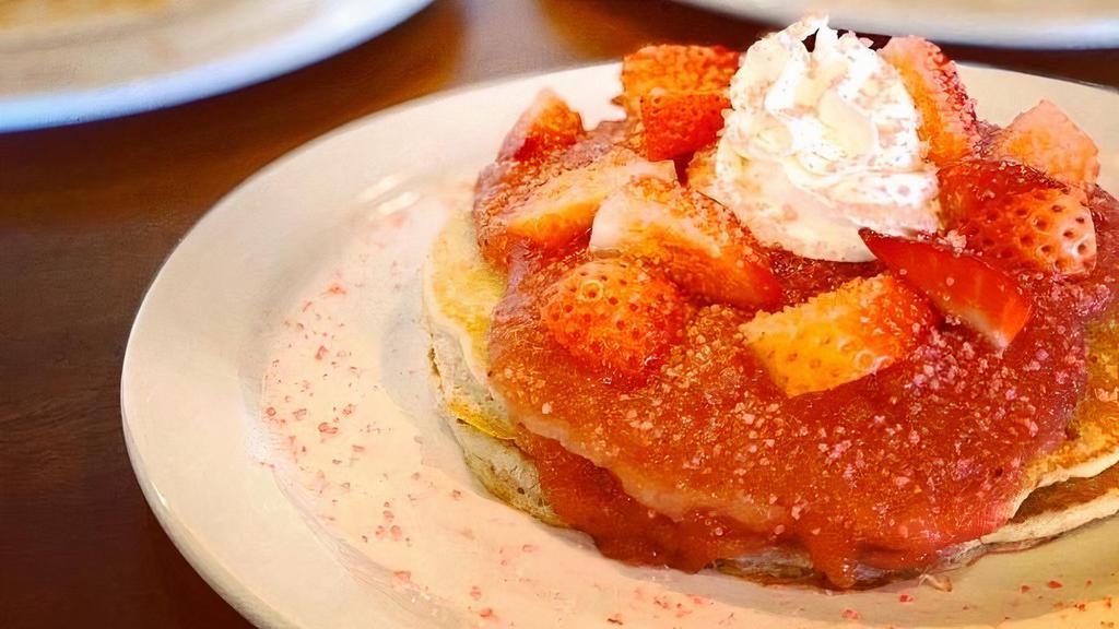 Strawberry Short Cake Pancake · strawberry sauce, crumbles, whipped cream
