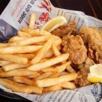 Fried Oyster Basket (10) · 