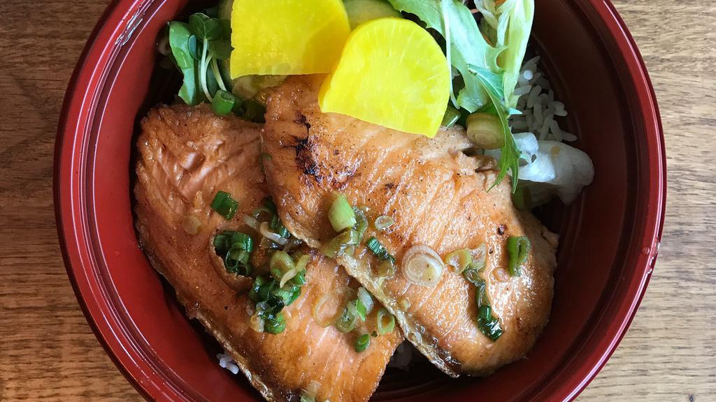 Grilled Salmon Donburi *Popular · Grilled salmon with salt and lemon. Served in oversized rice bowls with miso soup.