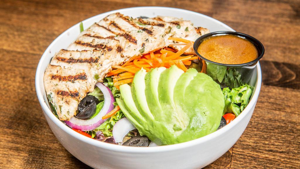 Grilled Chicken & Avocado · Mixed greens, grilled chicken breast, sliced avocado, tomatoes, red onion, carrots, cucumbers and black olives.
