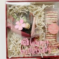 Mini Gift With Shortbread Cookie · Gift box 7