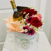 Rose Wine Chocolate Gift Set · Fresh flowers Rose wine with chocolate and candies gift set

*Should any items become unavai...